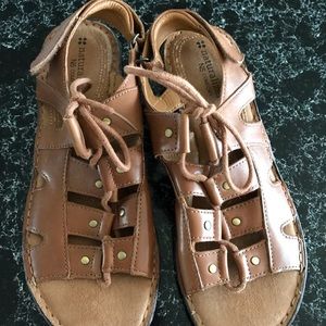 New Naturalizer Sandals
